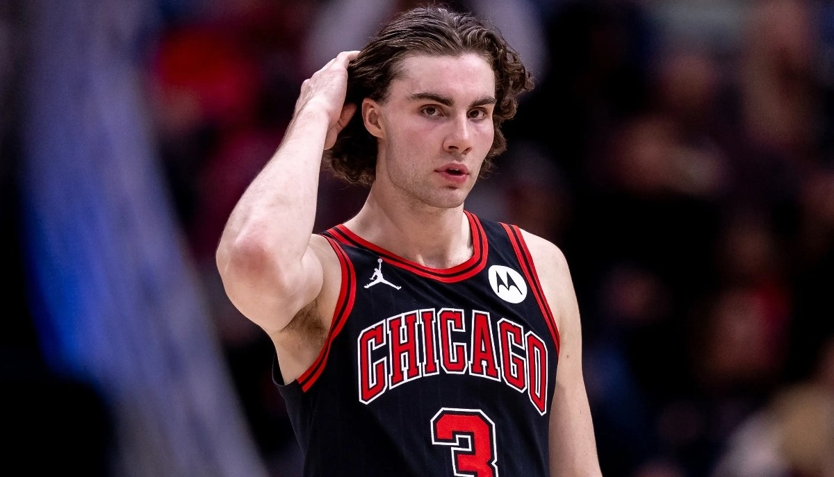 转会期突围战来临；芝加哥公牛围绕全明星赛刷新队史纪录；管理层满意；训练强度明显提升的简单介绍